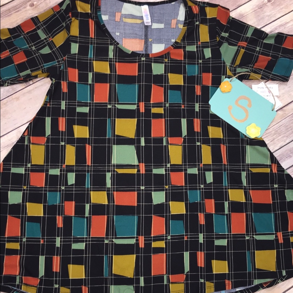 NWT LuLaRoe Perfect T Small Square Print